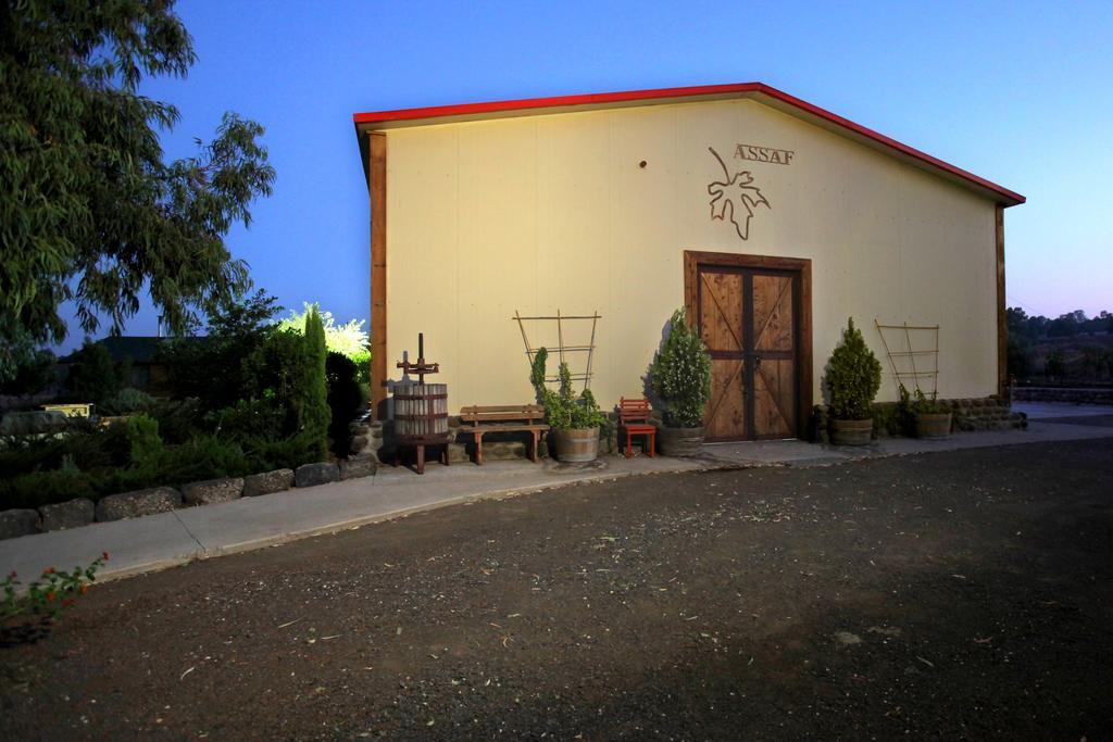 Assaf Boutique Winery & Cabins Kidmat Tsvi Екстериор снимка