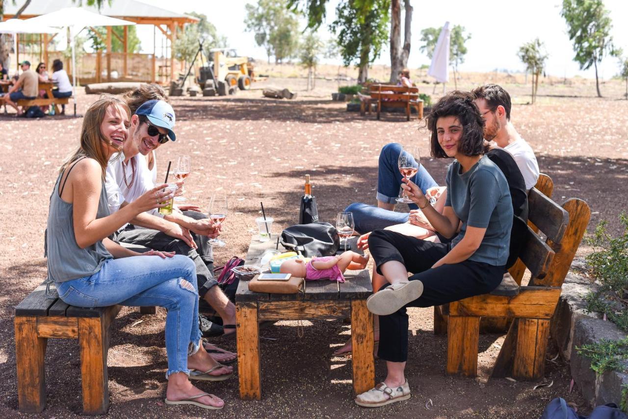 Assaf Boutique Winery & Cabins Kidmat Tsvi Екстериор снимка